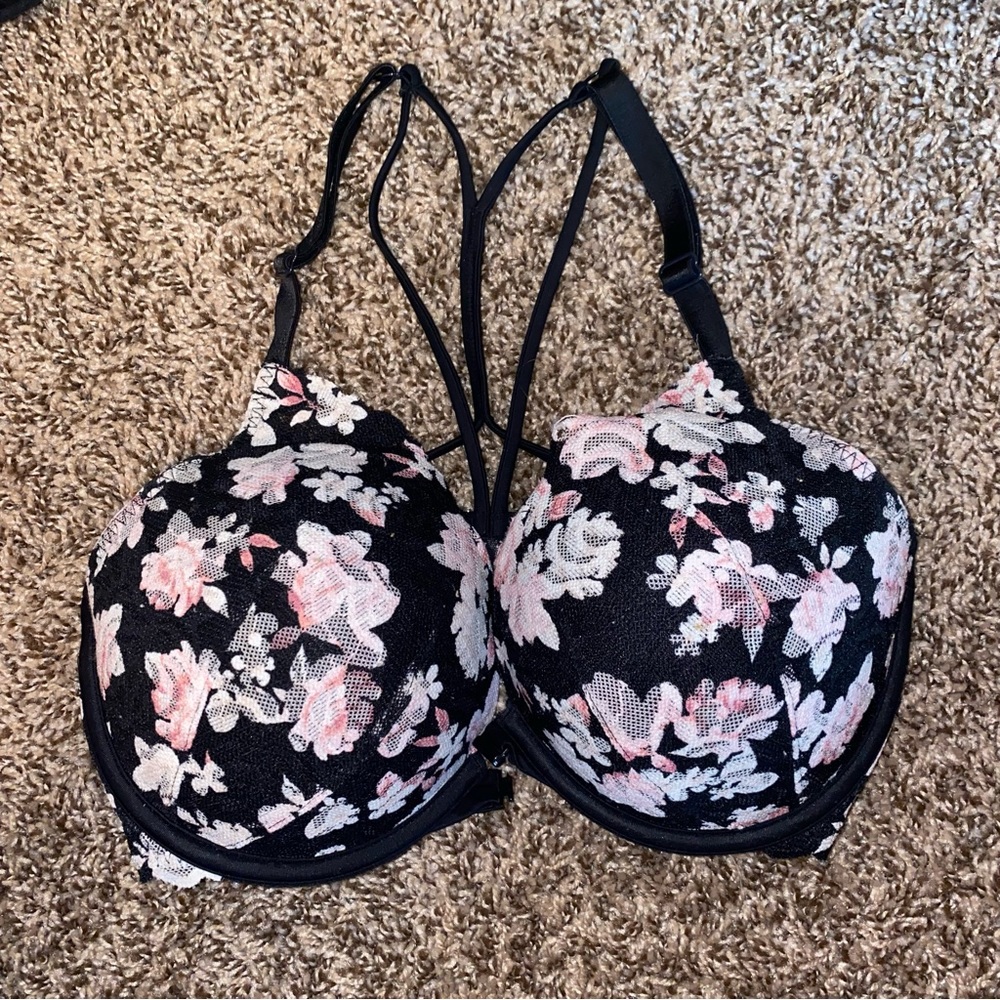 Victoria’s Secret PINK Black & Pink Lacy Front Clasp Push Up Bra 34DD